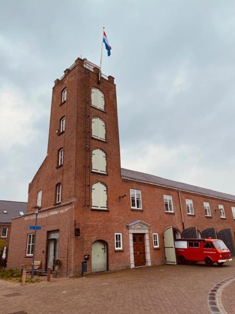 De Oude Brandweerkazerne 4 Persoons 2 Kamer Appartement Kaatsheuvel Exterior foto