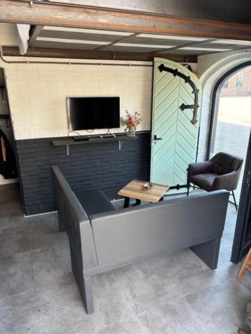 De Oude Brandweerkazerne 4 Persoons 2 Kamer Appartement Kaatsheuvel Exterior foto